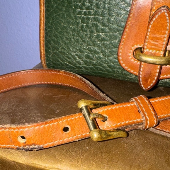 Dooney & Bourke Forest Green Pebbled Leather Crossbody with Tan Trim - Picture 3 of 15